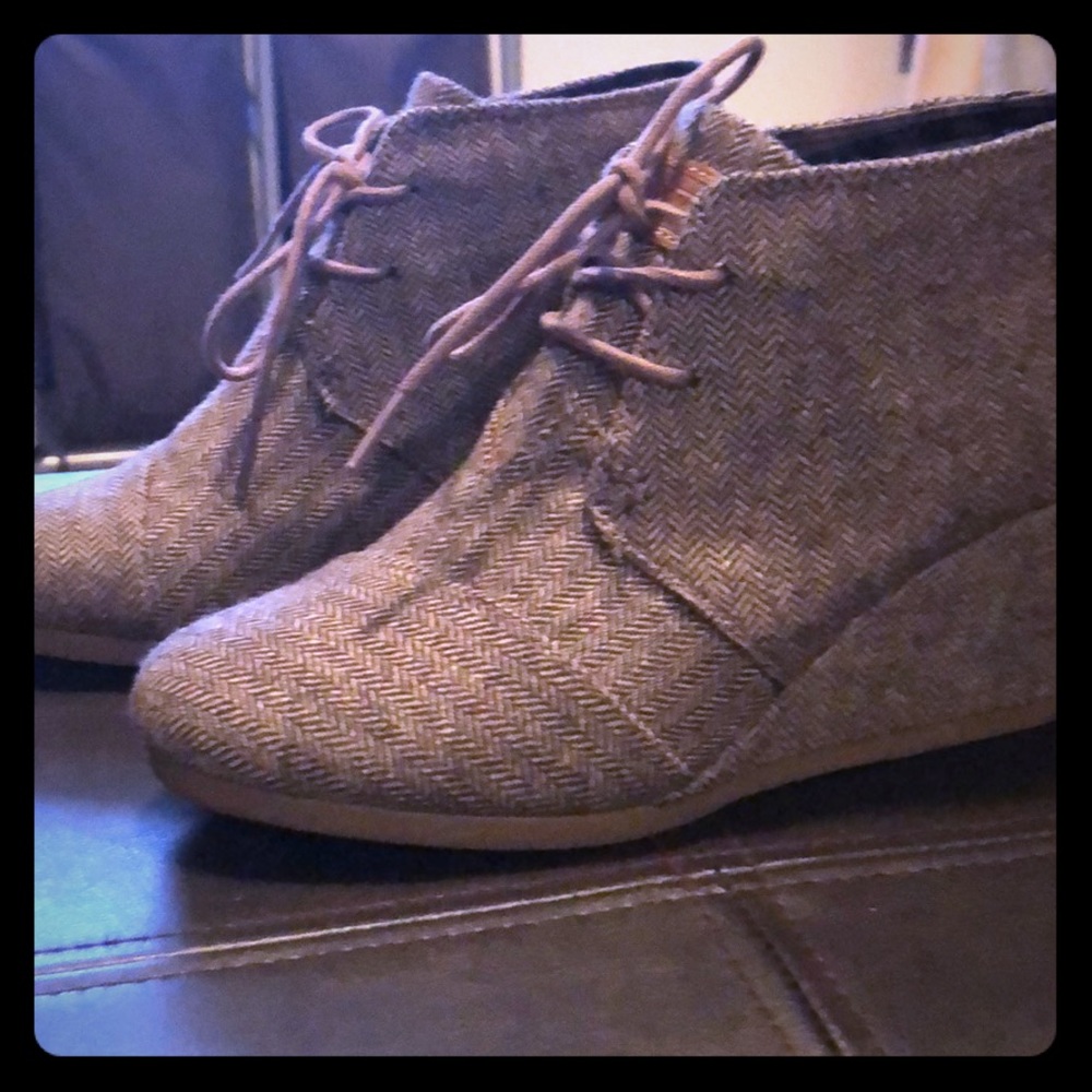 TOMs lace-up herringbone booties - sz 5.5
